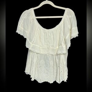 American Eagle Outfitters Off-White  Eyelet Lace Blouse 100% Cotton size L